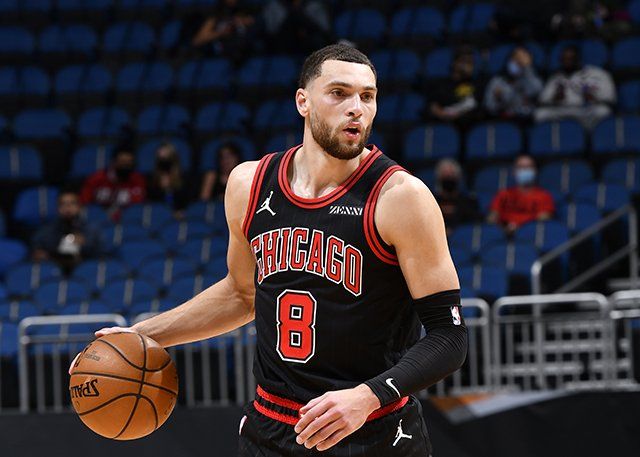 塔什干火车头球员讨论下一步计划的简单介绍